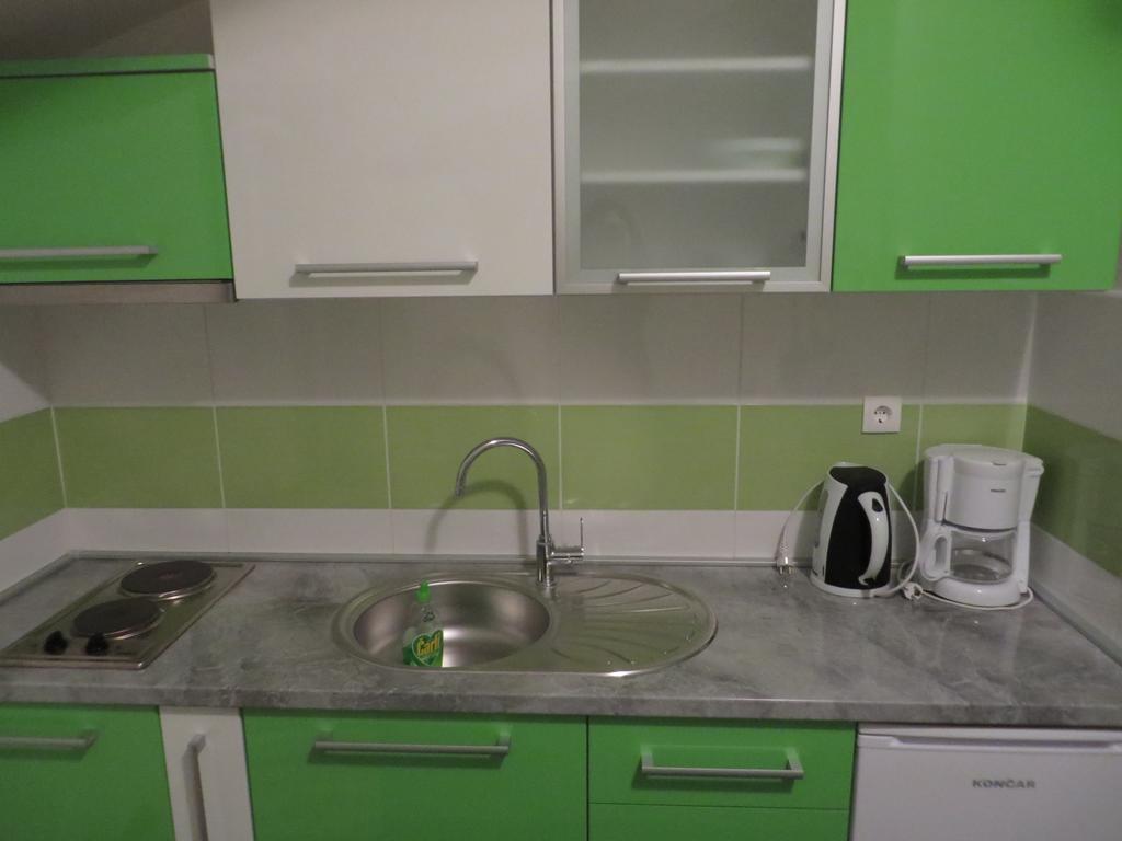 Apartments Petar Hvar Town Room photo