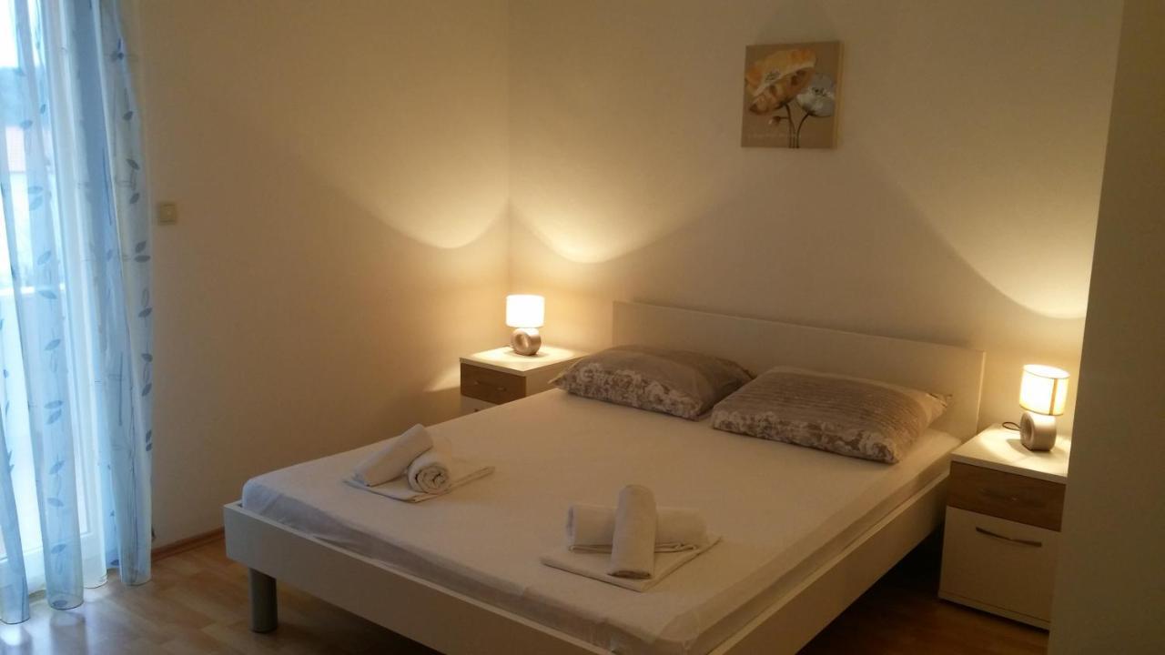Apartments Petar Hvar Town Exterior photo